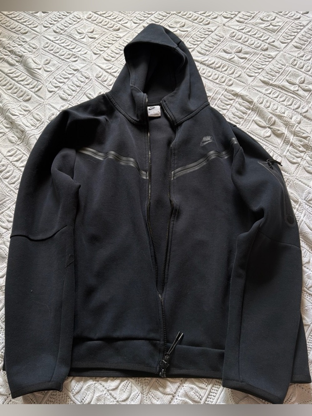 Nike Black Hooded Zip-Up Sweater